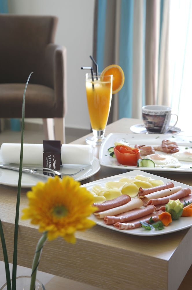 Фото Glaros Beach Hotel