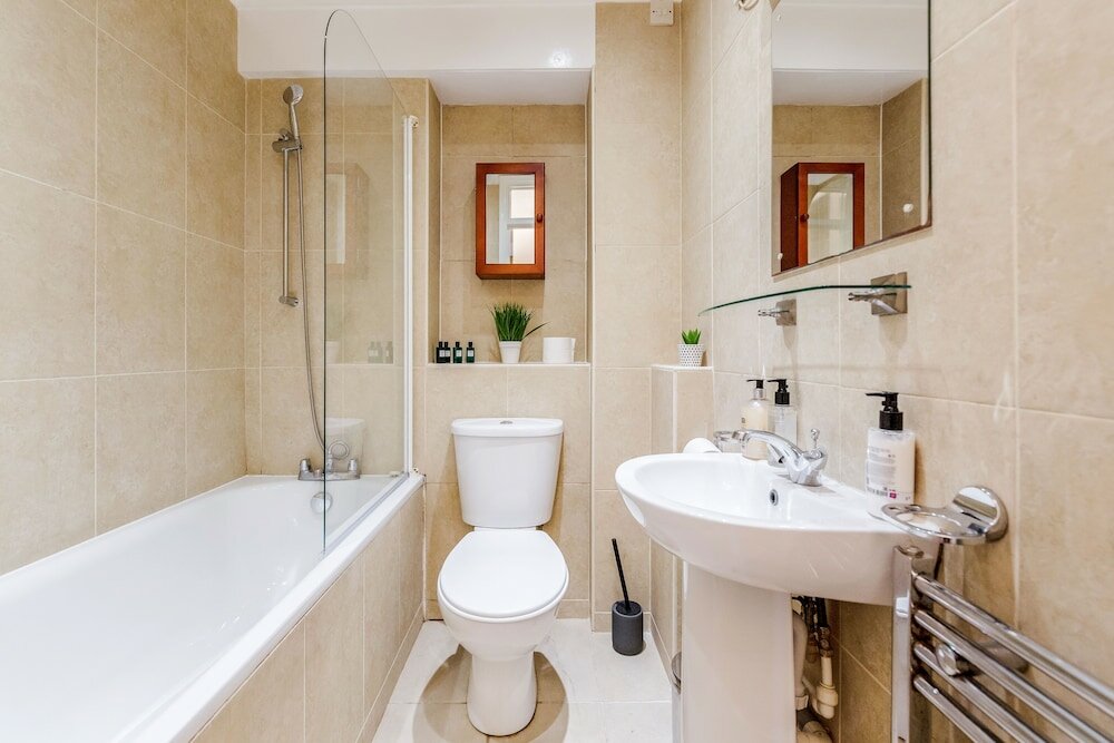 Фото Kings Road Apartments