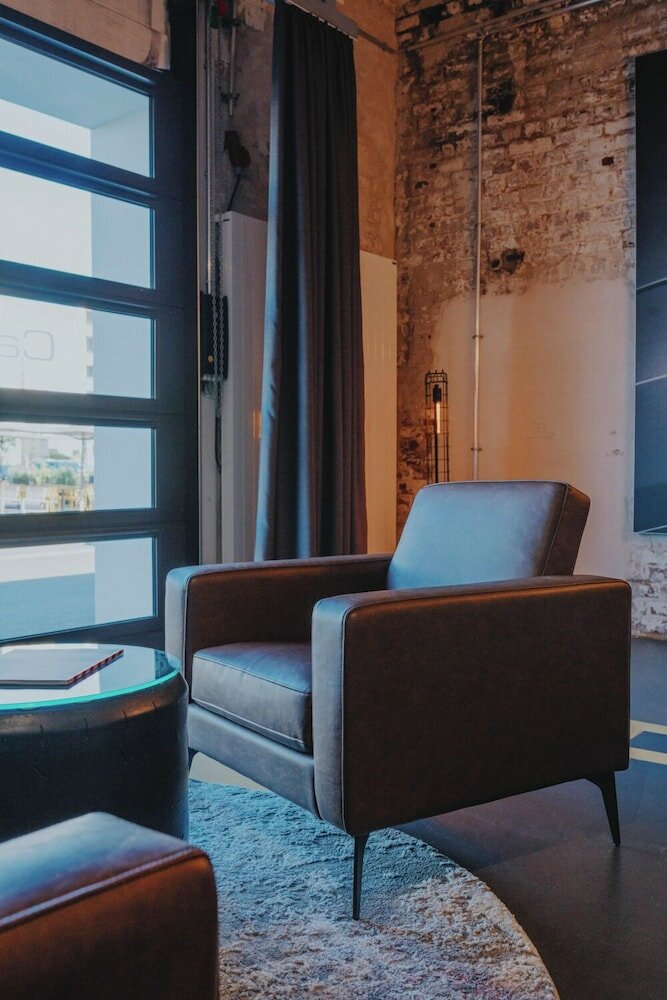 Фото V8 Hotel Köln