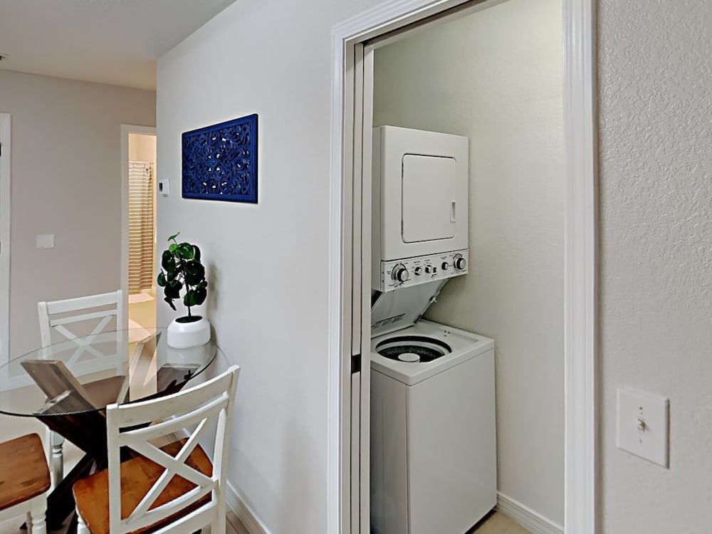 Фото Cozy East Hill Getaway