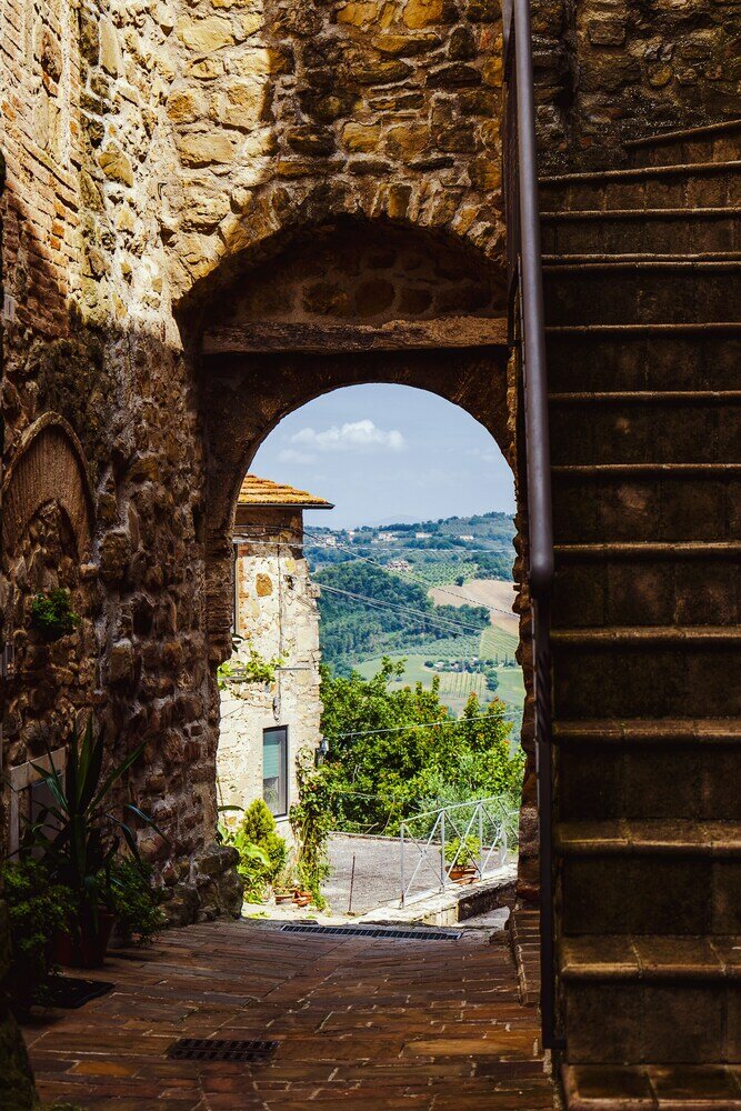 Фото Castello di Cisterna Umbria
