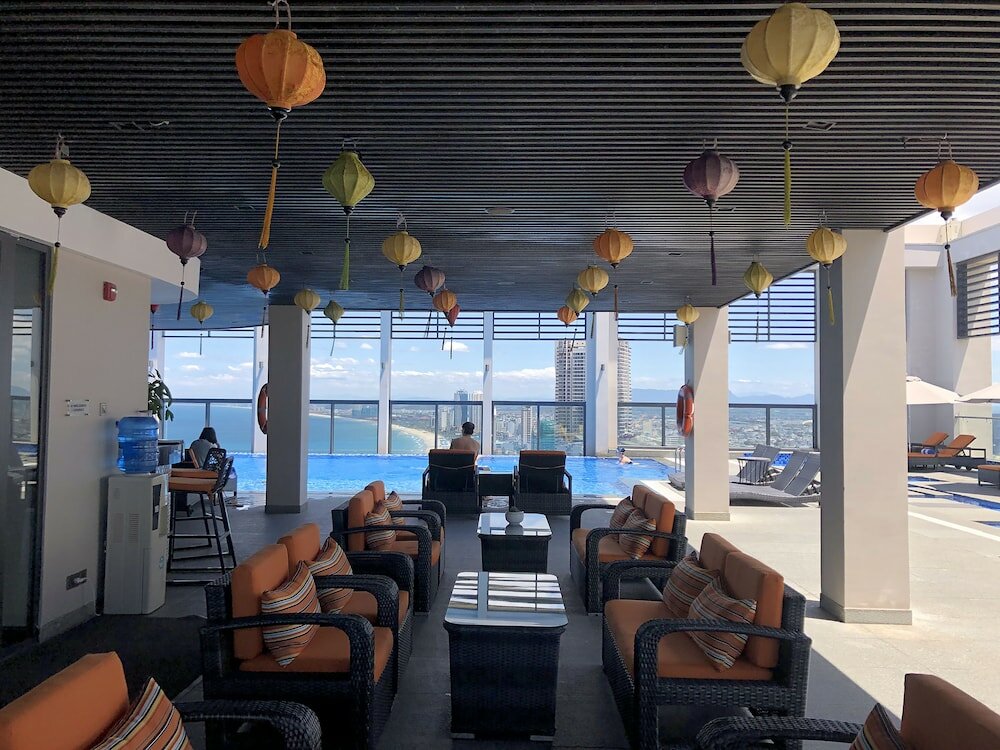 Фото Neo Classic Condo