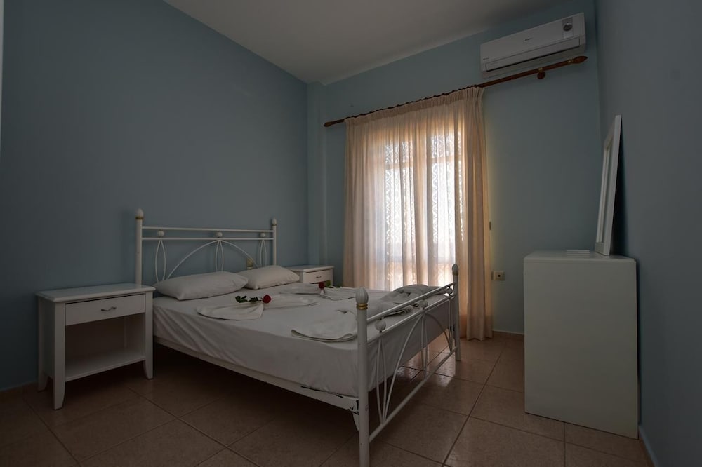 Фото Flisvos Villa