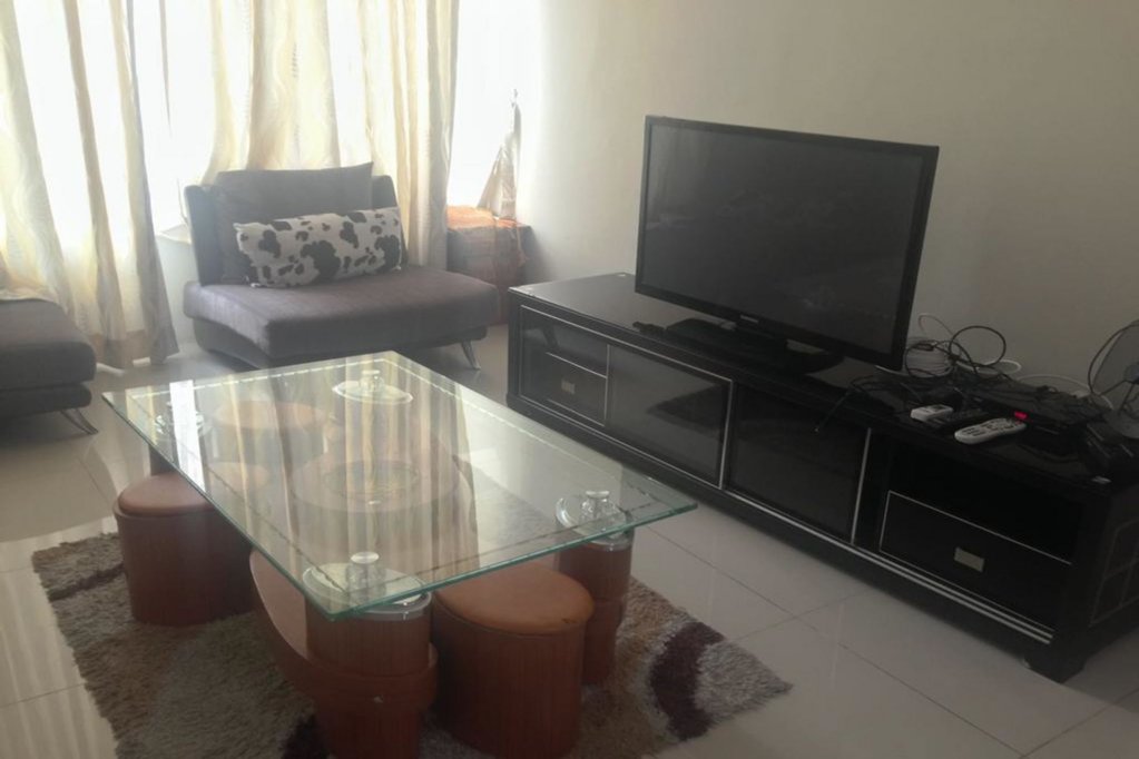 Фото Royal Apartments at Taragon Bukit Bintang