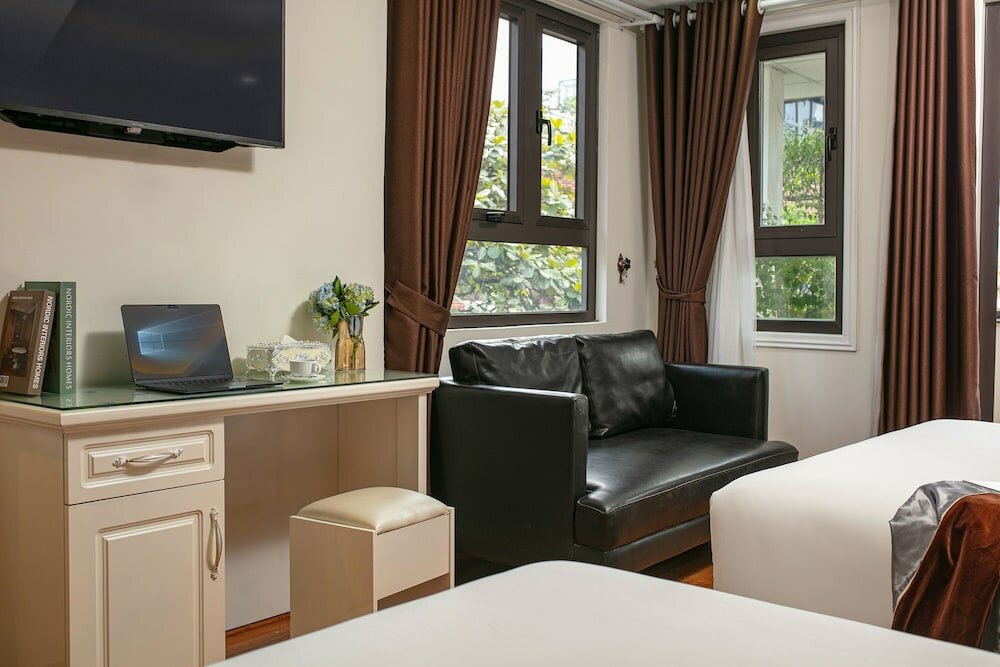 Фото Tunger Grand Hotel