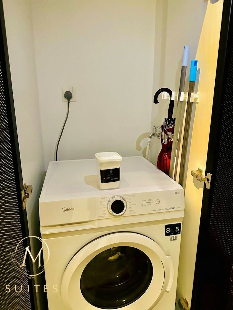 Фото Scarletz Suites Klcc by M Suites