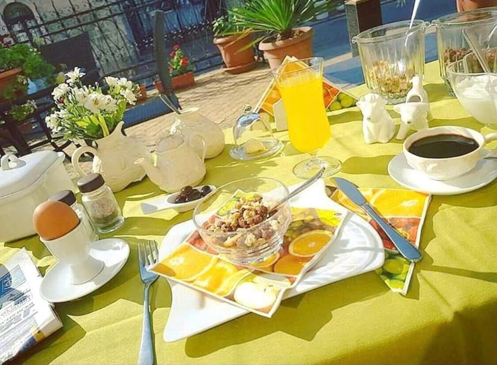 Фото Charlino Plaza