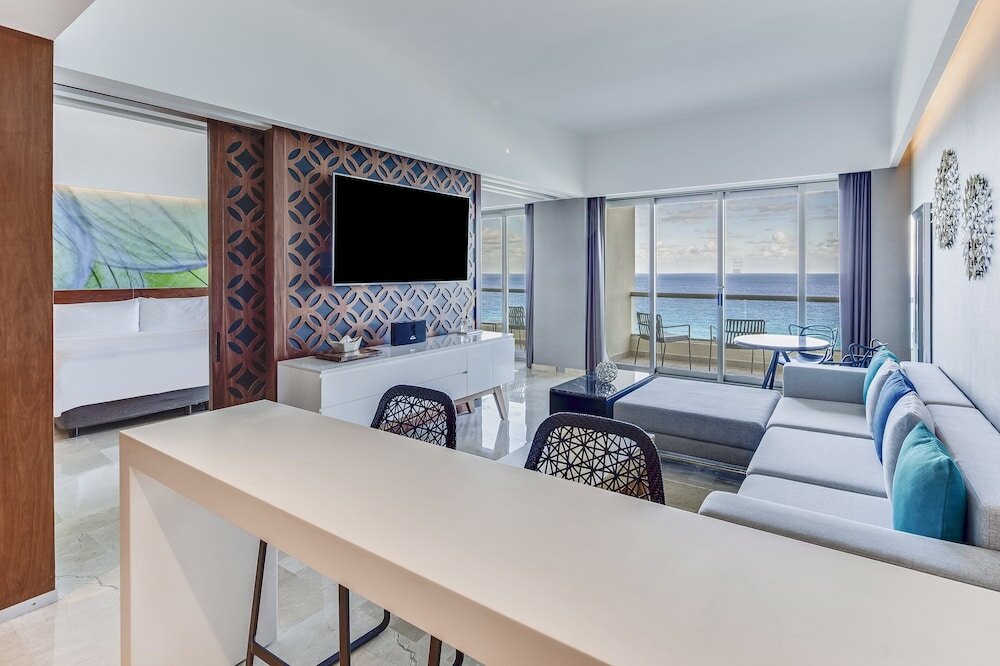 Фото Live Aqua Beach Resort Cancún - Adults Only - All Inclusive