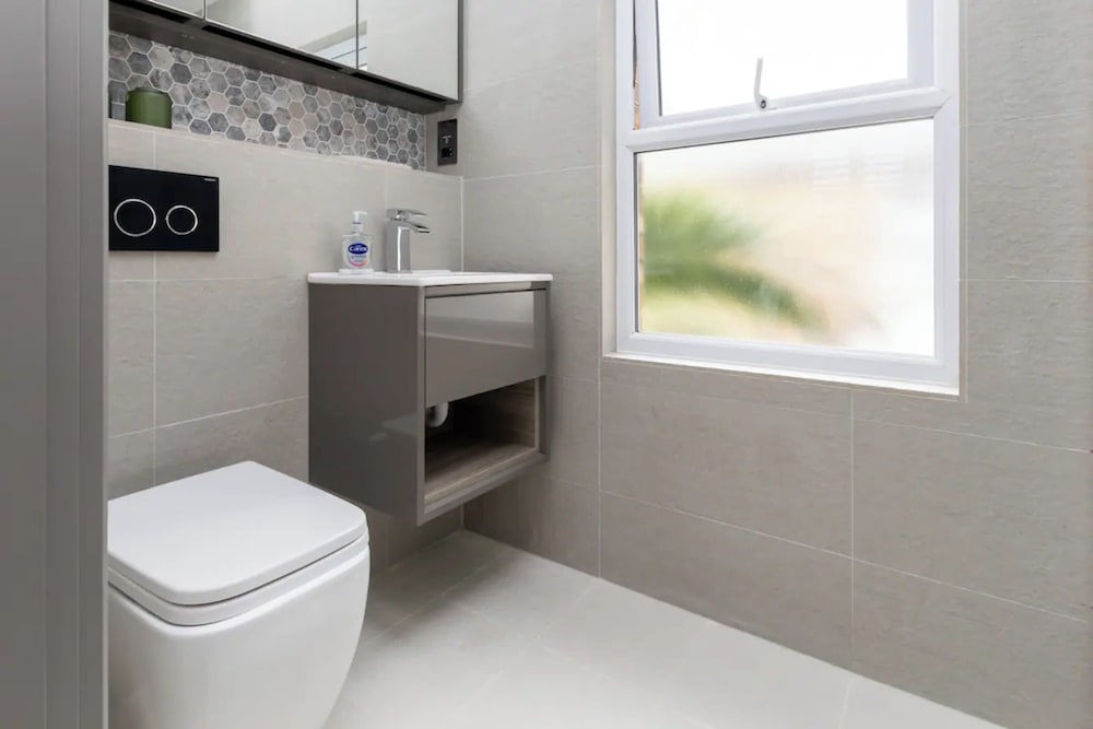 Фото Bright & Stylish 2bd Flat - Brockley