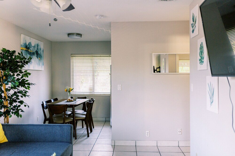 Фото Galleria Apartments by Lowkl