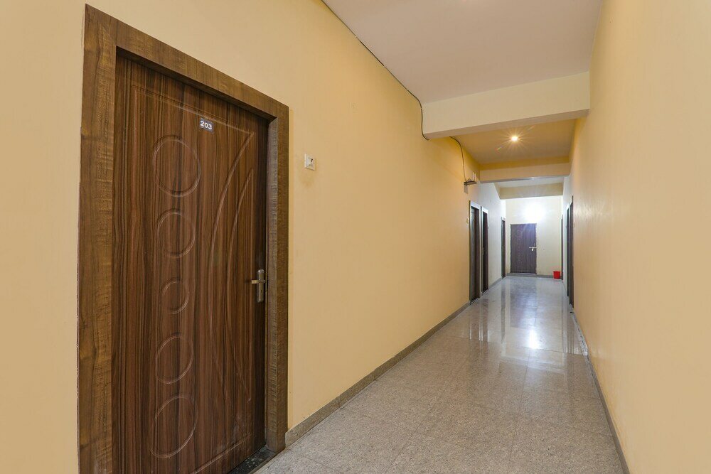 Фото Fabhotel Gsv Inn