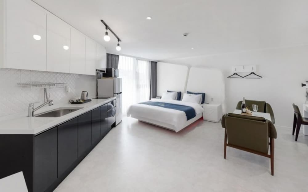 Фото Yeosu Hue Pension & Hostel