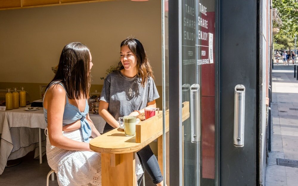 Фото Latroupe Poblenou Beach