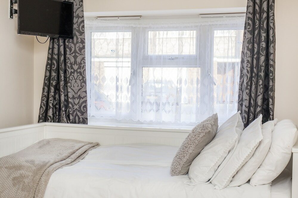 Фото Th Serviced Apartment London