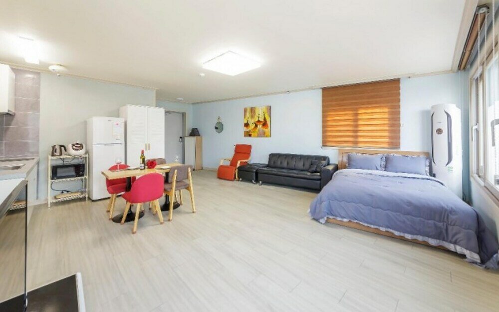 Фото Yeosu Ocean View Pension