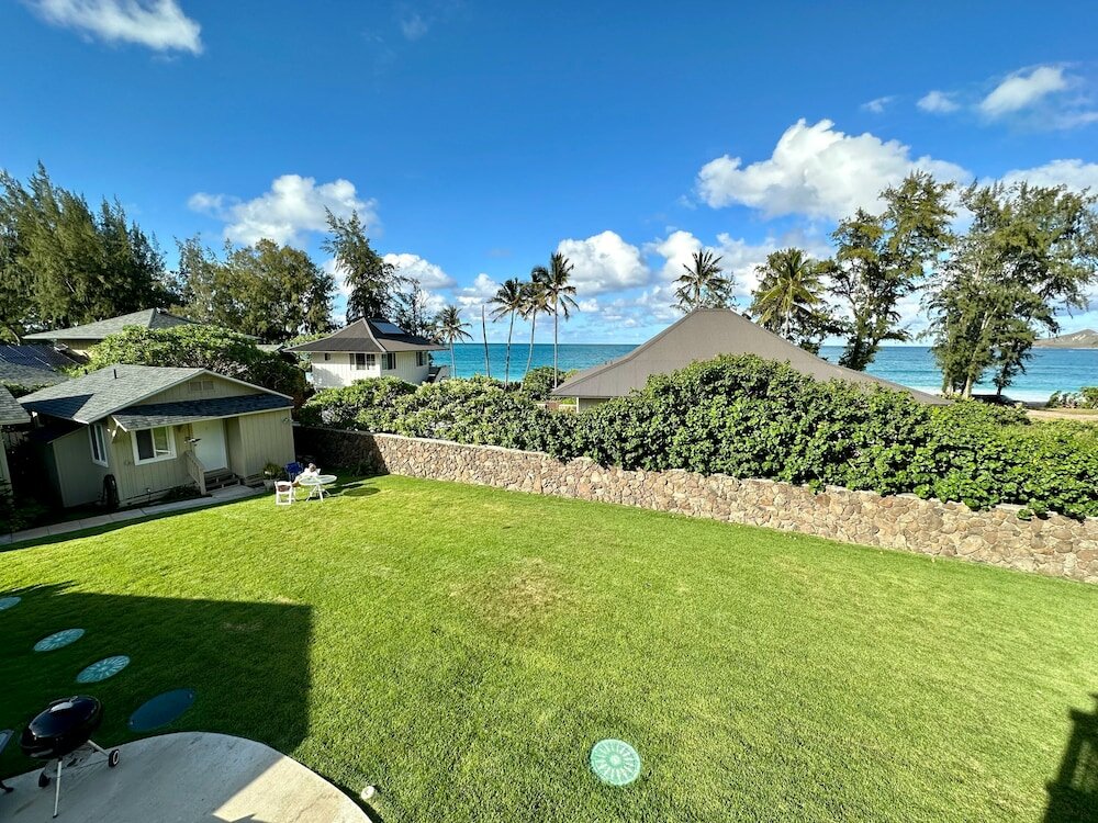 Фото Waimanalo Beach Cottages