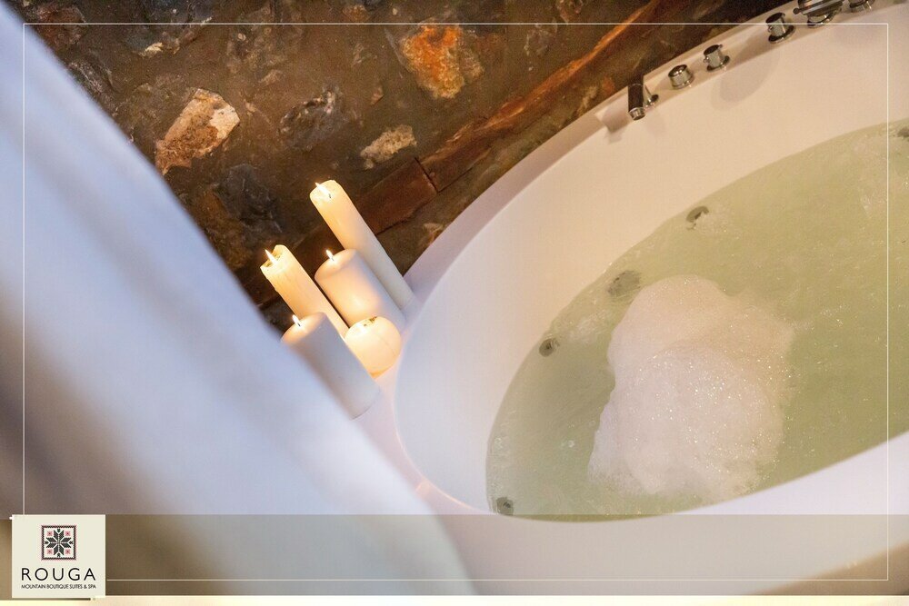 Фото Rouga Mountain Boutique Suites & SPA