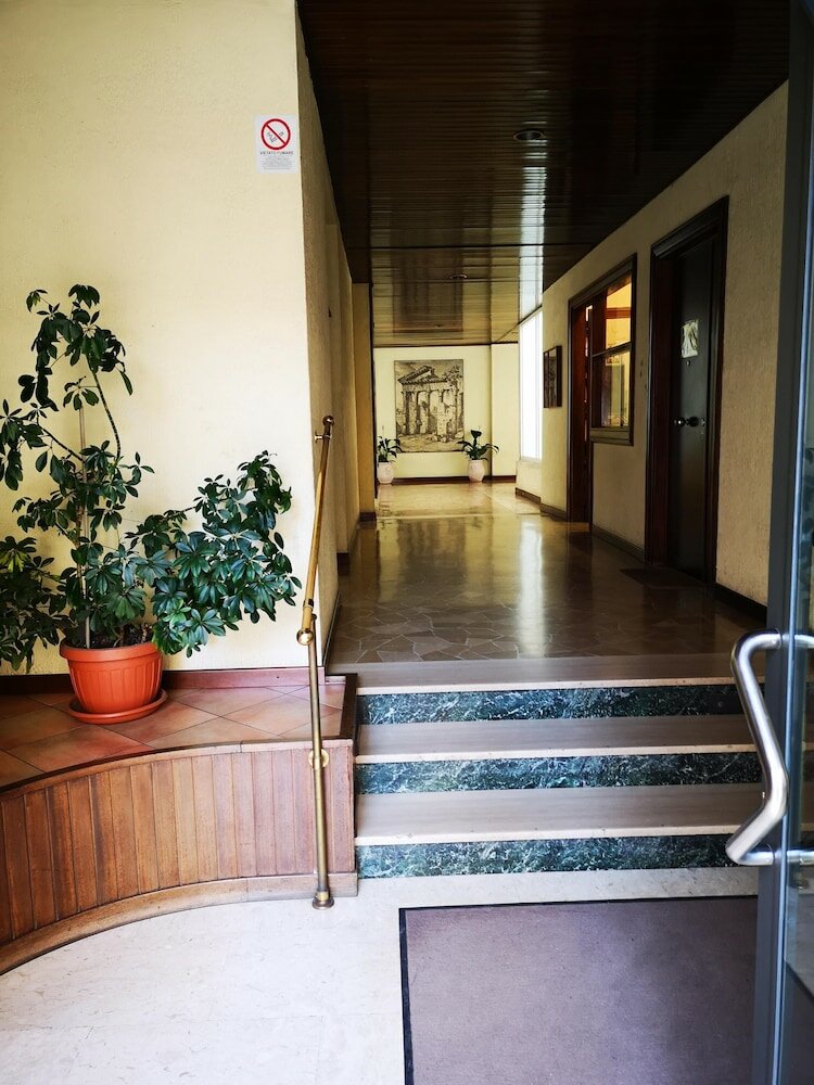 Фото St. Peter Area Luxury Suites