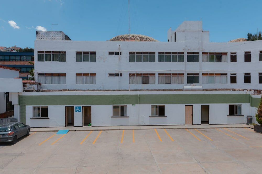 Фото отеля 3