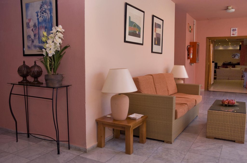 Фото Apartamentos Marola Park