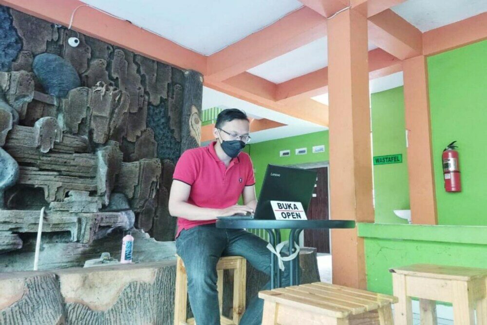 Фото Oyo 90706 Kost Alam Jaya Syariah