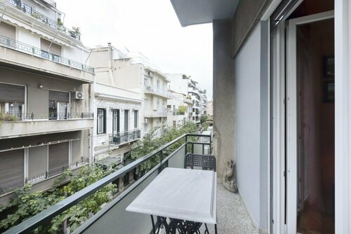 Гостиница Prime Location 2br next to the Acropolis в Афинах