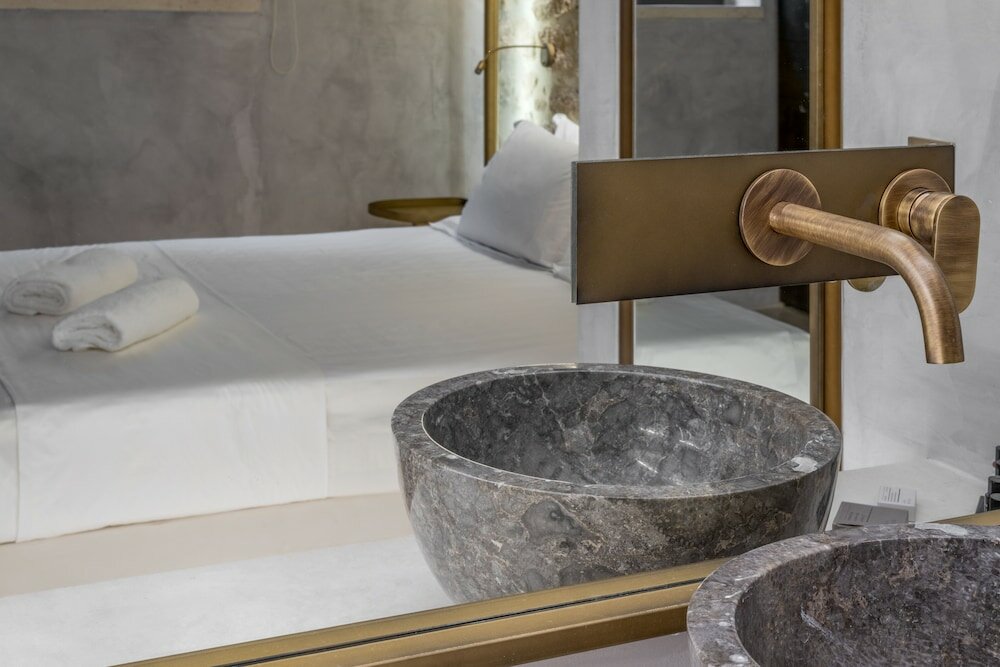 Фото Inotropes Boutique Suites - Adults Only