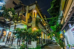 Sutus Court 2 (Chon Buri, Pattaya, Buakhow, 420/100 Moo 9), hotel