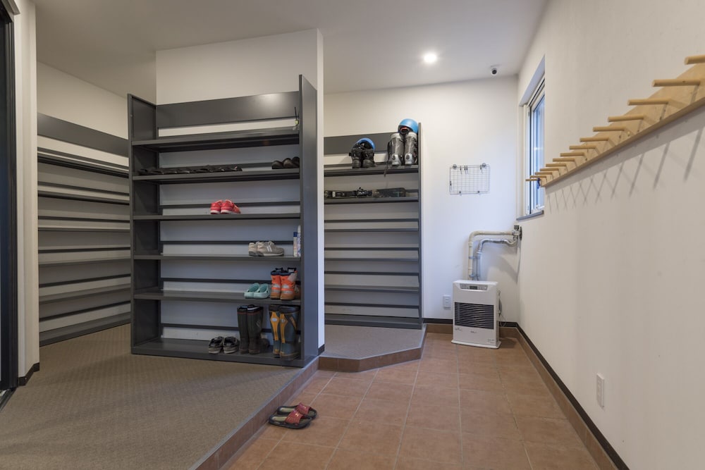 Фото Niseko Wow Lodge