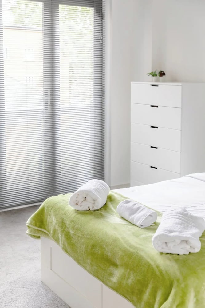 Фото Beautiful & Bright 2bd Flat - Dalston!