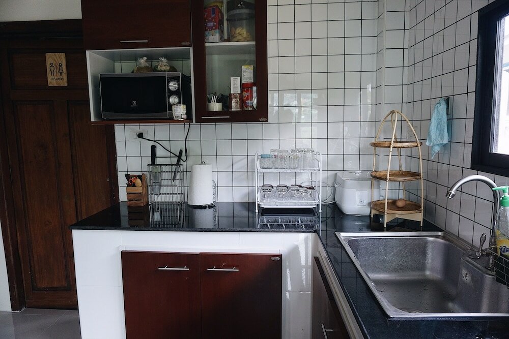 Фото Tha Ma-O Bouteak Homestay