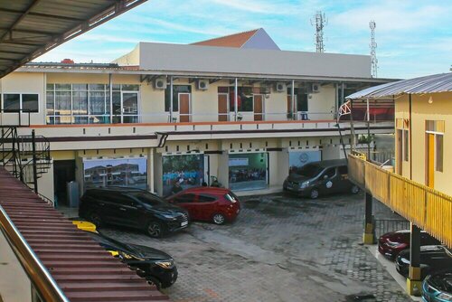 Гостиница Oyo 92593 Penginapan Sultan Haji 1 в Бандар-Лампунге