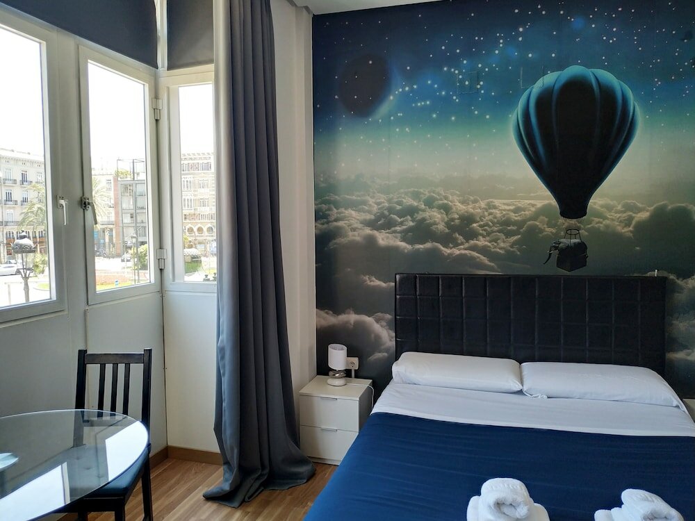 Фото Flats Friends Plaza de la Reina