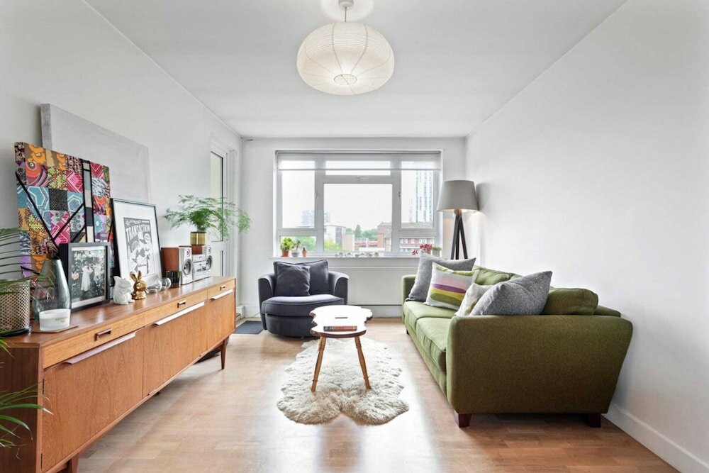 Фото Lovely 2 Bed Apartment w Balcony nr River Thames