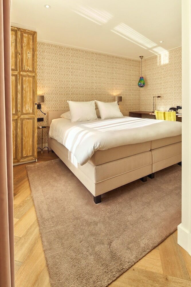 Фото Hotel The Yard