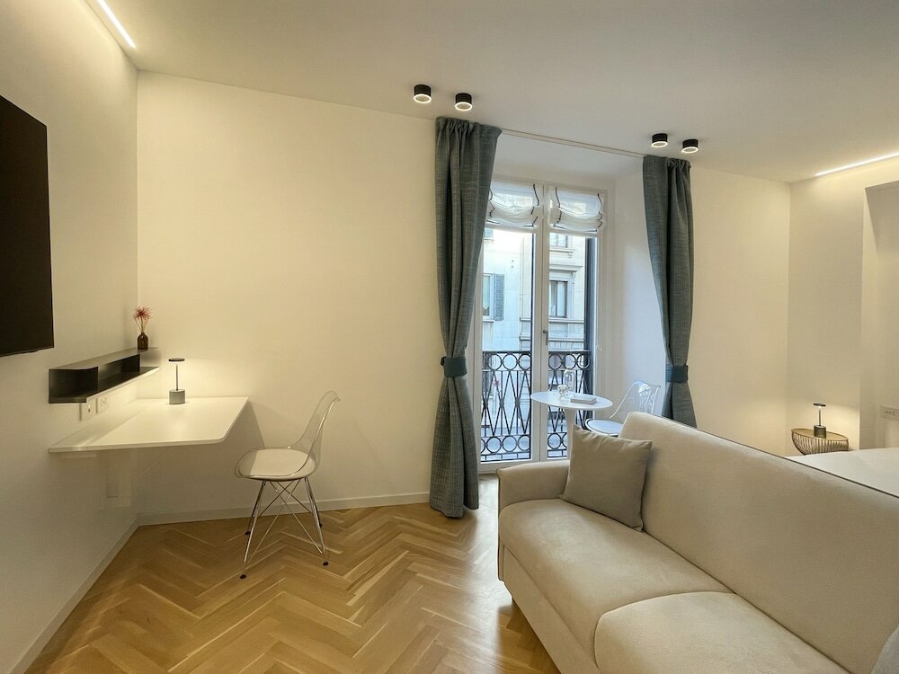 Фото B and G Boutique apt. -heart of Milano- Design District