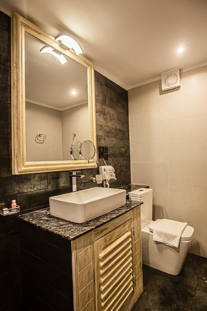 Фото Emerald Bay Resort Mirissa