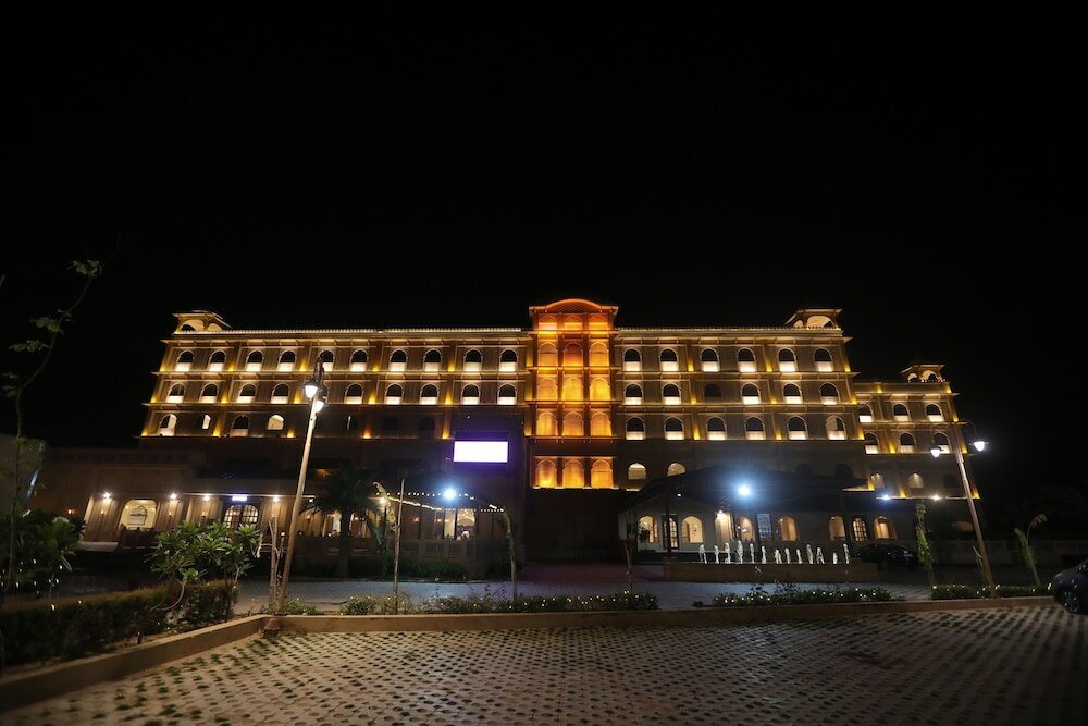 Фото Regenta Central City Vilas Palace Ambala