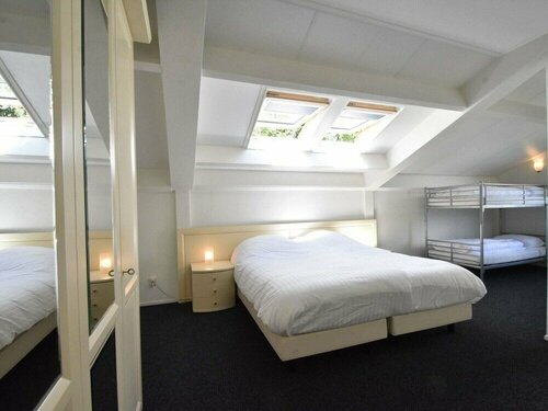 Гостиница Beautiful Holiday Home in Zeewolde With Sunny Garden в Зеволде
