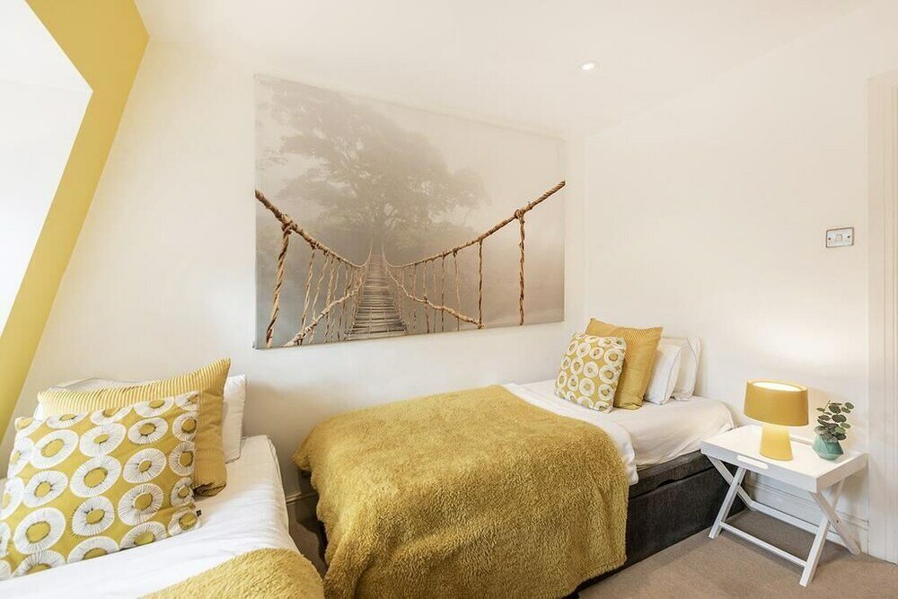 Фото Nassau Street