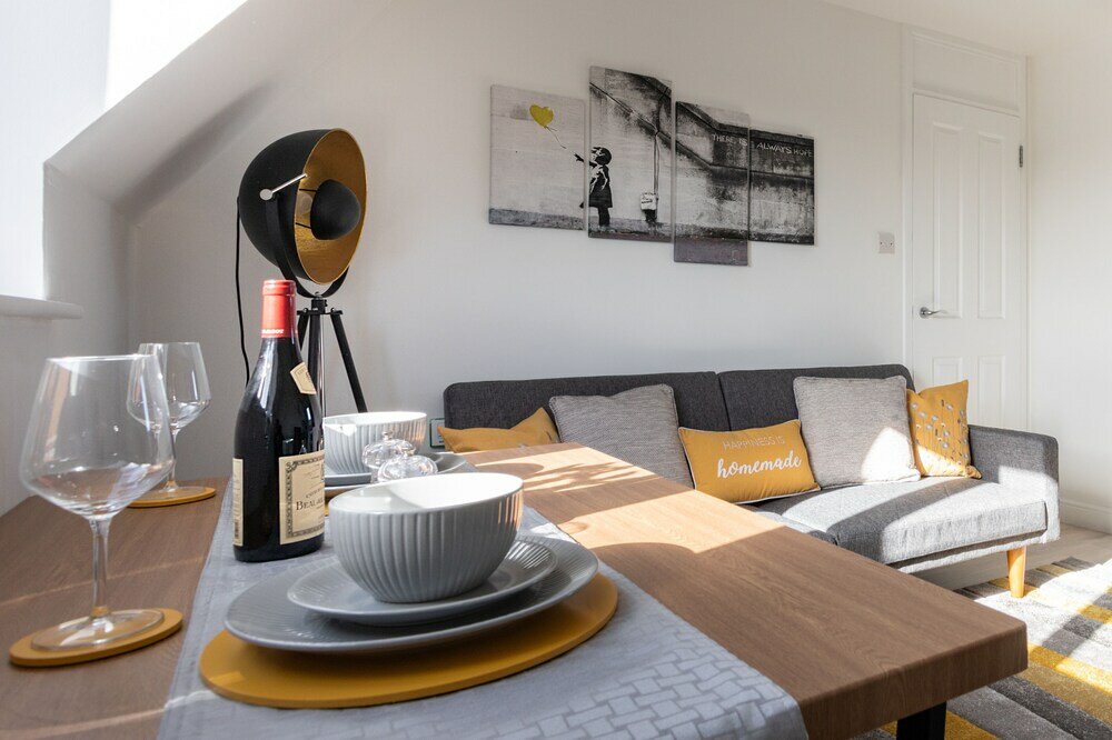 Фото Castle Reach Apartment by Creative Stays