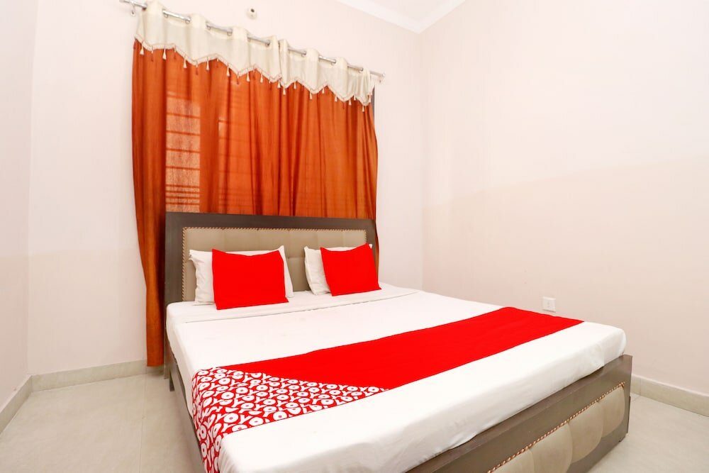 Фото Oyo 39635 Hotel Shree Om