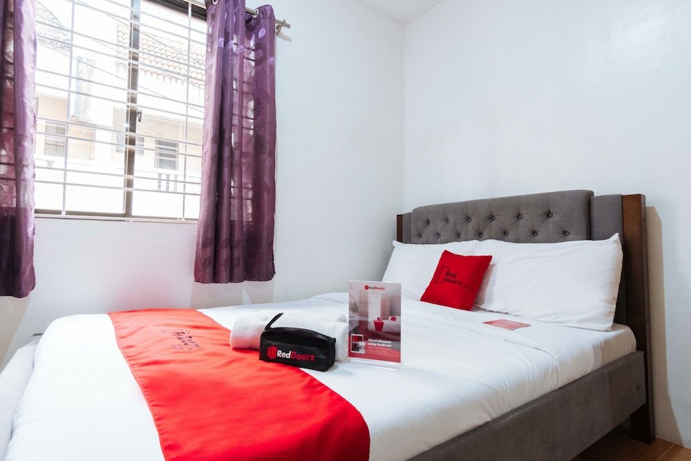 Фото RedDoorz Plus near Robinsons Place Manila