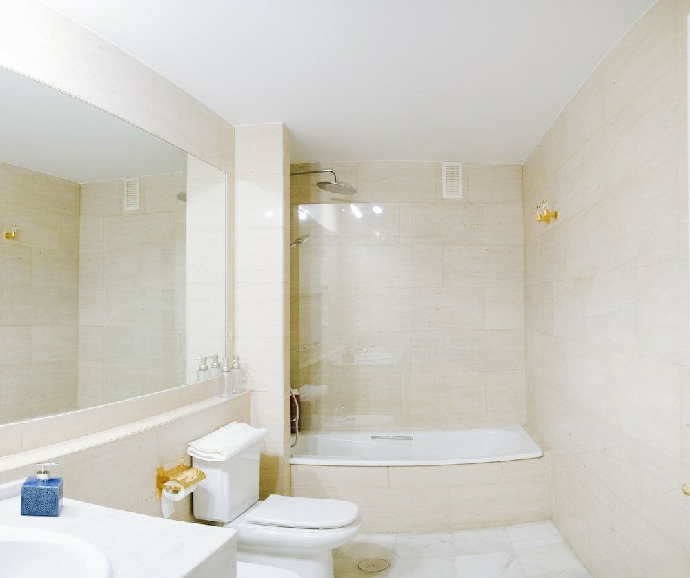 Фото Espectacular Duplex Altos de Santa Ana