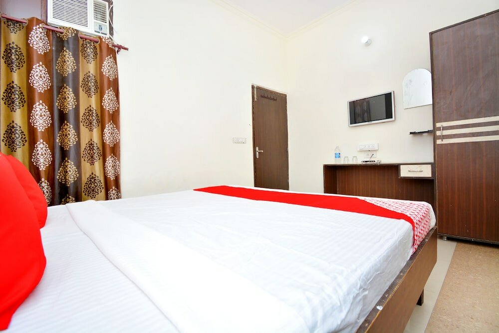 Фото Oyo 39597 Prince Paradise