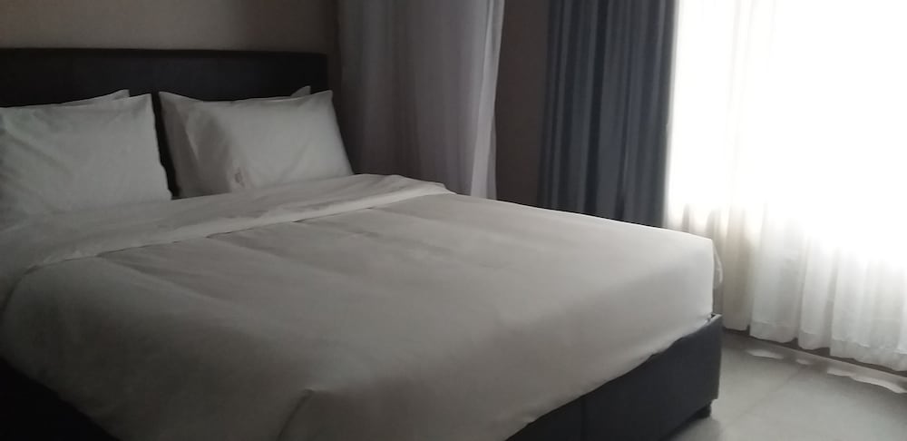 Фото Natra Apartments