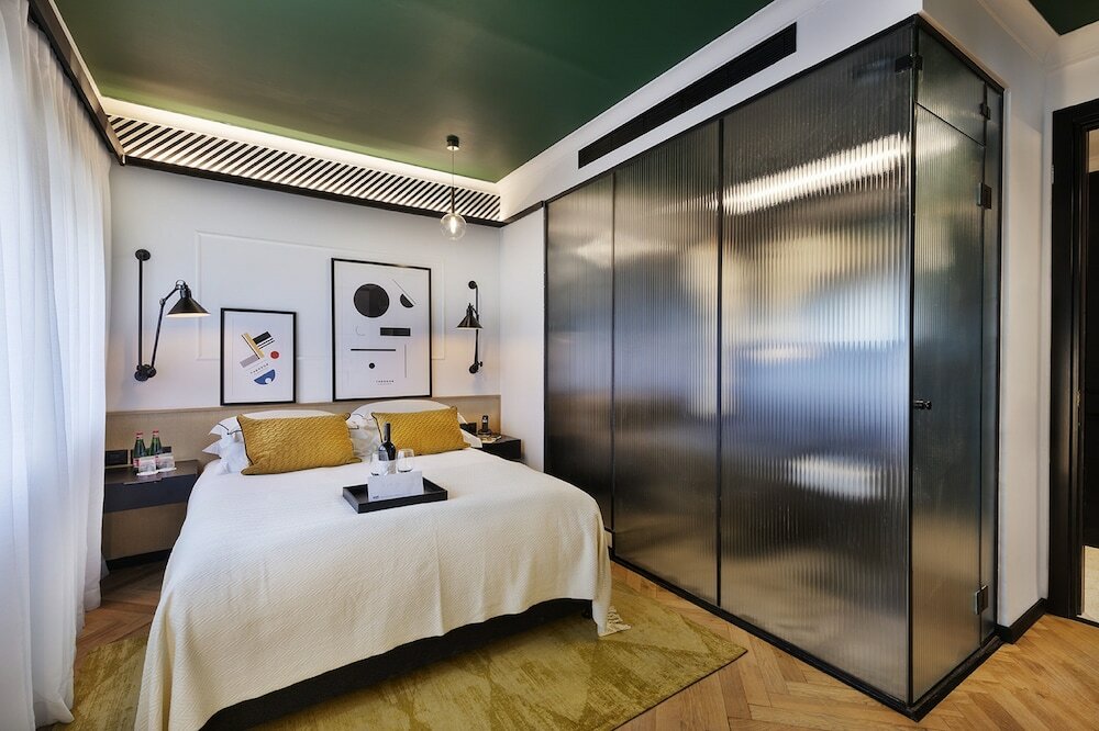 Фото Theodor Brown Rothschild