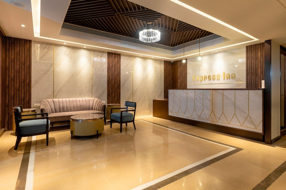 Фото Hotel Express Inn