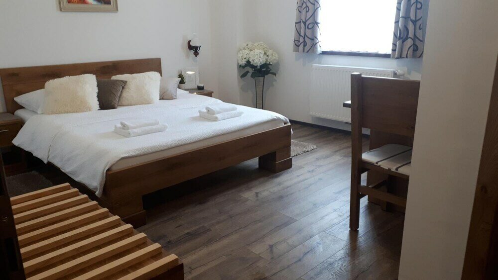 Фото House Flora