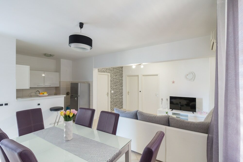 Фото Beautiful apartment Petra